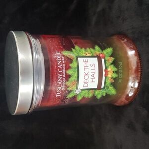 NWT Tuscany Candle - Premium Marbled Wax - "Deck the Halls" Scent - 18 oz